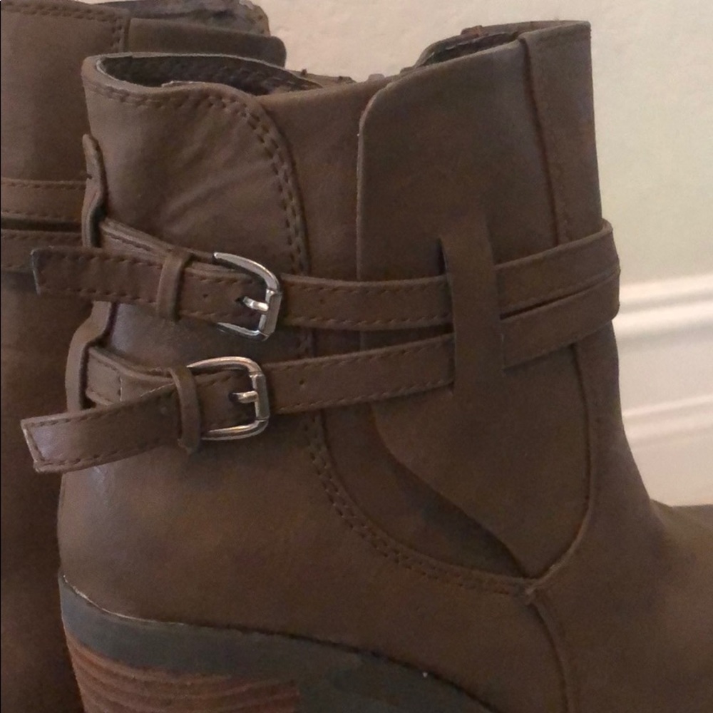 XXX 🤩HP🤩diba Shelby bootie - Picture 3 of 6